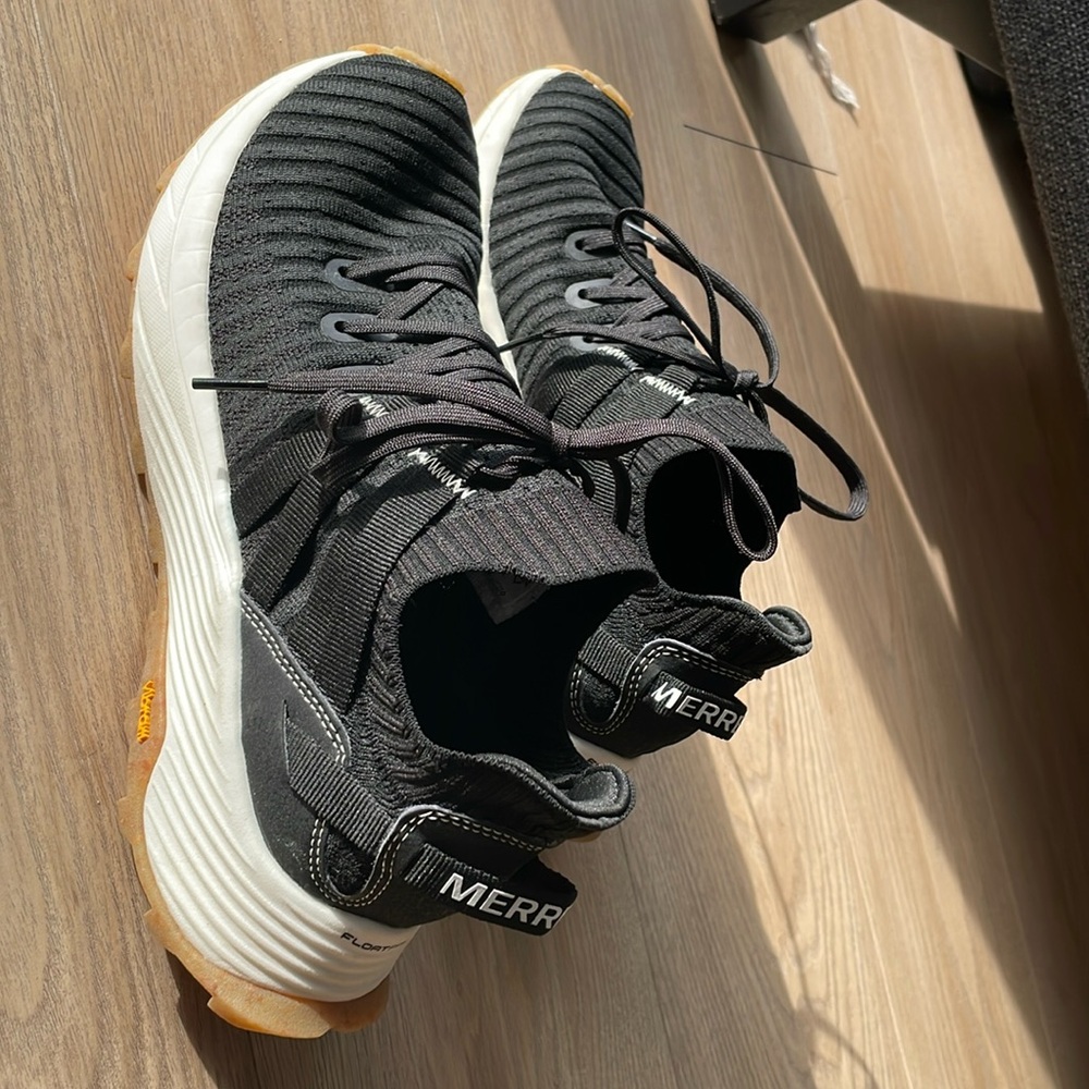 EUC merrell shoes!